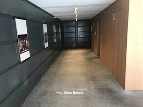 Flex in Villeurbanne for lease Building Photo- Image 1 of 4