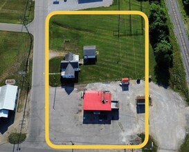 2002 15th St, Lawrenceville, IL - AERIAL  map view