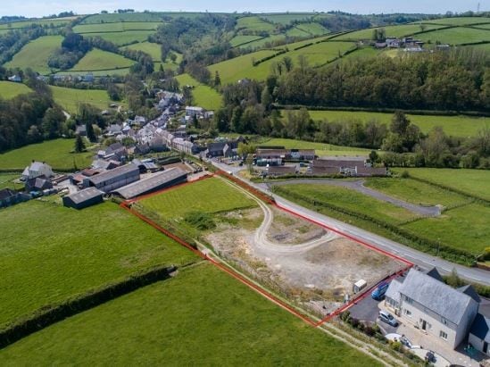 Lleine Cynwyl Elfed, Carmarthen for sale Primary Photo- Image 1 of 1