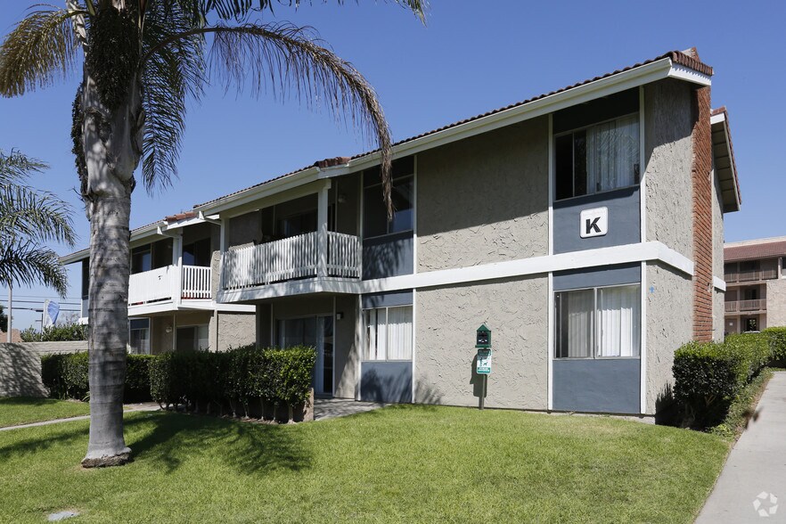 2400-2444 Alvarado St, Oxnard, CA for sale - Primary Photo - Image 1 of 1
