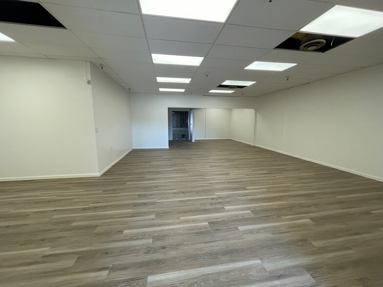 1063-1071 Hensley St, Richmond, CA for lease - Building Photo - Image 3 of 7