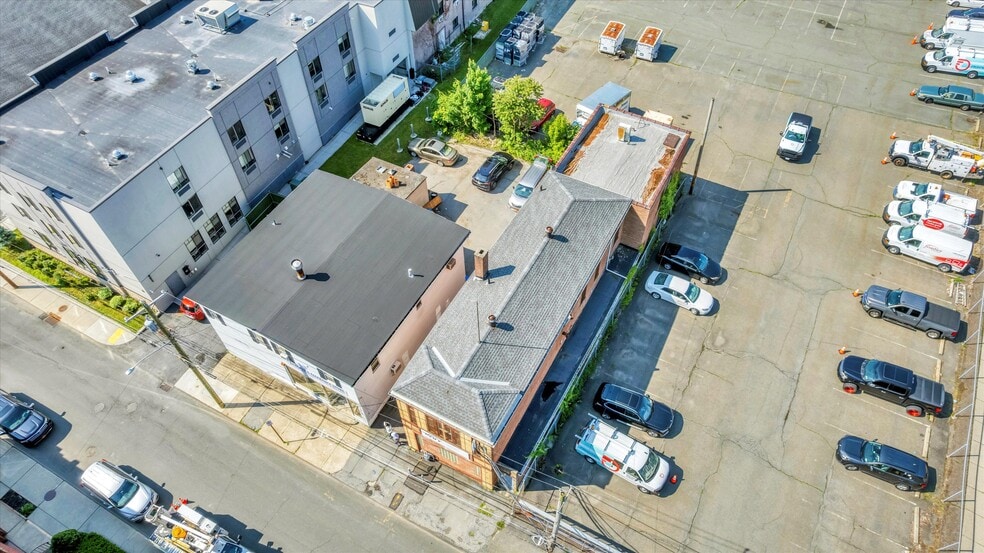 24 John St, Middletown, NY for sale - Aerial - Image 3 of 39