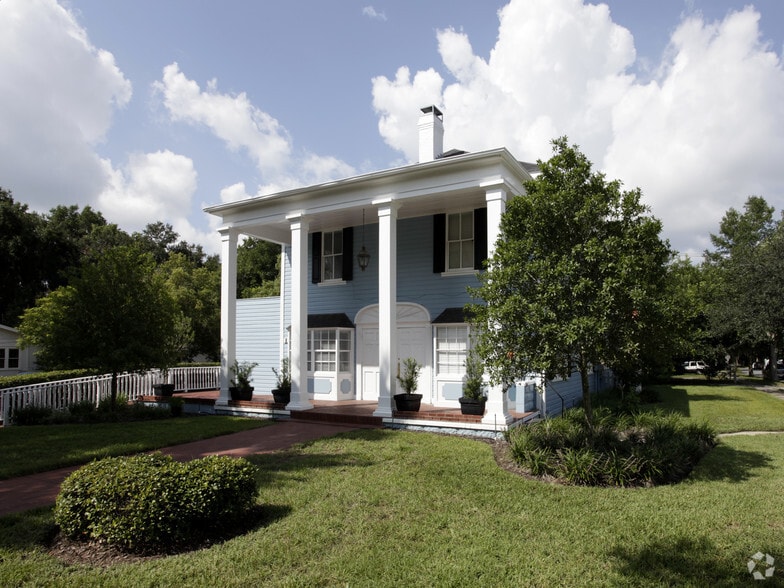 851 N Donnelly St, Mount Dora, FL for lease - Building Photo - Image 2 of 24