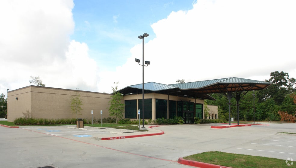 135 Vision Park Blvd, Spring, TX for lease - Building Photo - Image 3 of 8