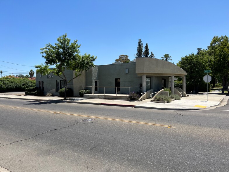 1220 E Olive Ave, Fresno, CA for sale - Primary Photo - Image 1 of 1