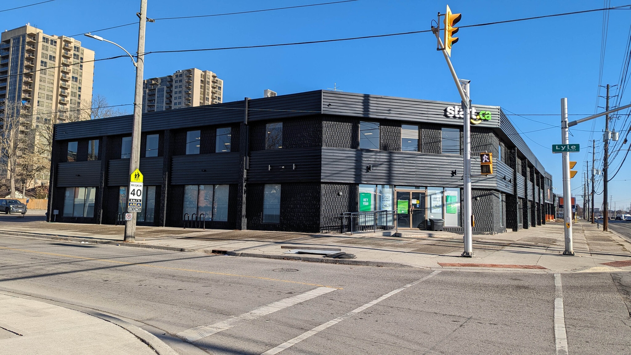 700 York St, London, ON for lease Building Photo- Image 1 of 35