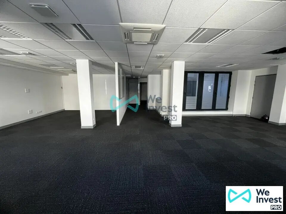  in Reims for sale Building Photo- Image 1 of 1