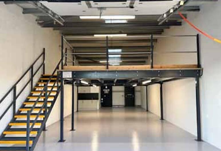 B1-B5 Stockbridge Rd, Romsey for lease Interior Photo- Image 1 of 5