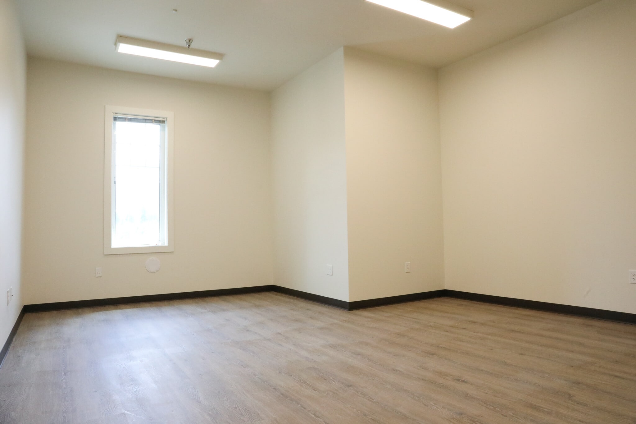 160 NW Gilman Blvd, Issaquah, WA 98027 Issaquah Work Lofts