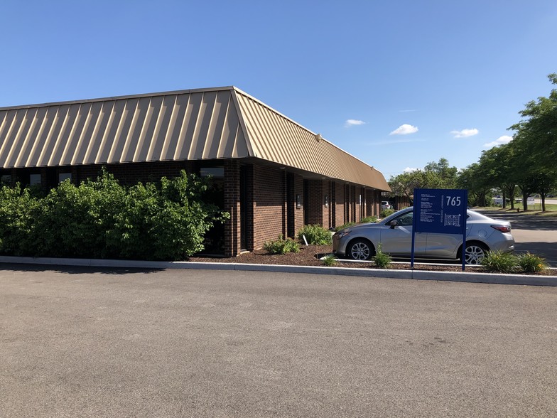 729 N Route 83, Bensenville, IL for lease - Building Photo - Image 2 of 10