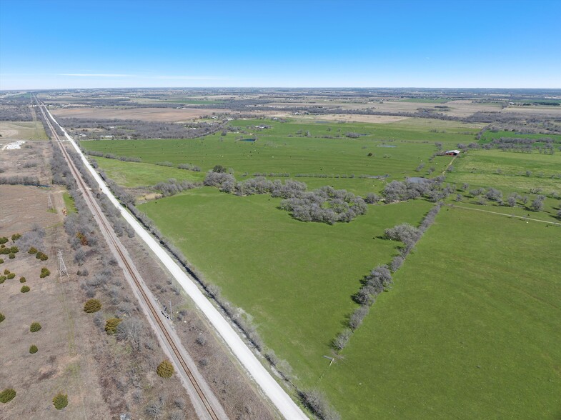 458 Bluhm Rd, West, TX for sale - Aerial - Image 1 of 9