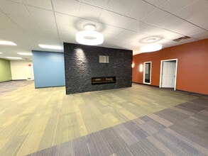 2598 Washington Rd, Canonsburg, PA for sale Interior Photo- Image 2 of 7