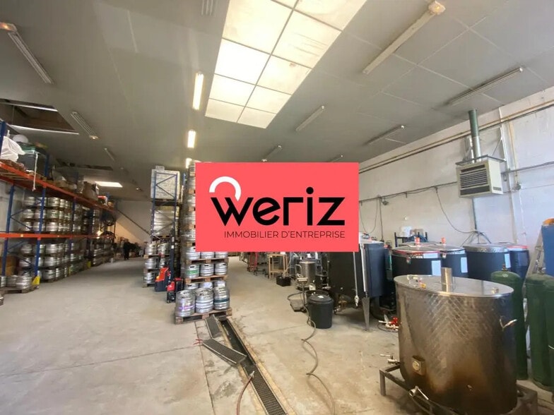 Office in Vitrolles for lease - Interior Photo - Image 1 of 9