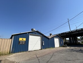 2557 Constitution Pl, New Orleans, LA for lease Building Photo- Image 1 of 1