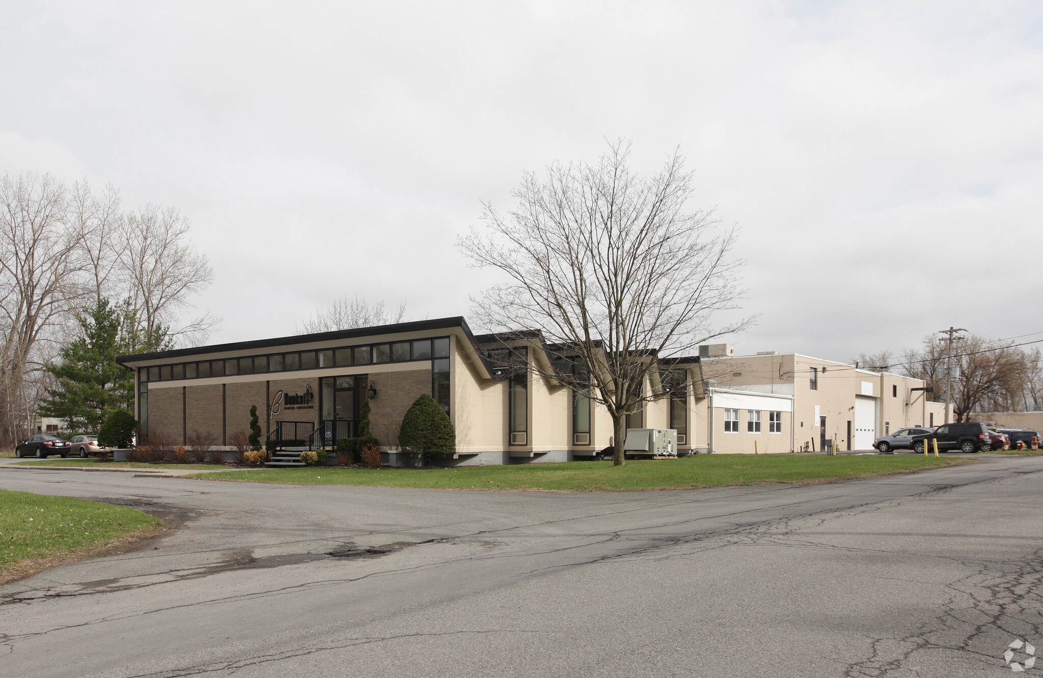 790 Watervliet Shaker Rd, Colonie, NY for sale Primary Photo- Image 1 of 1