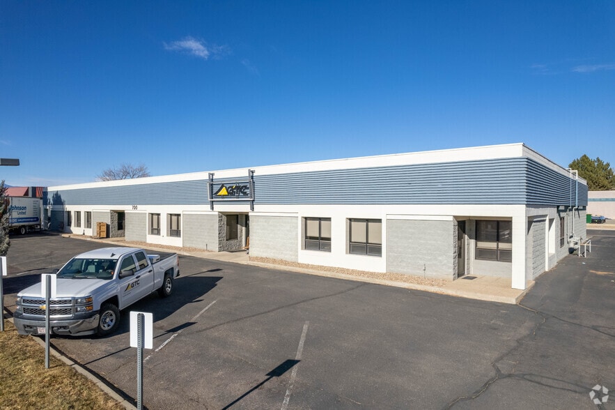 700 Weaver Park Rd, Longmont, CO for sale - Building Photo - Image 1 of 1