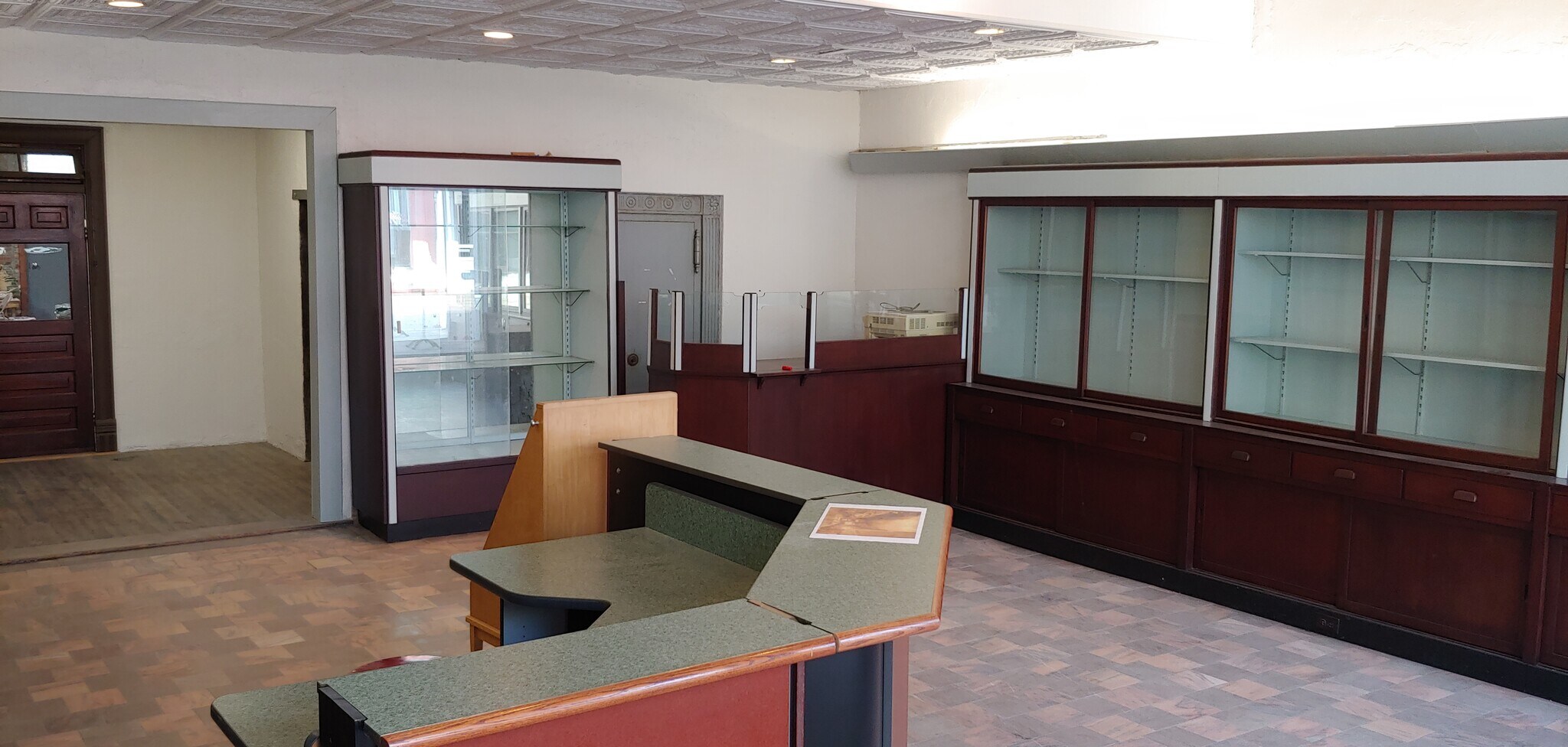 35 W Main St, Hamlet, NC 28345 Retail for Sale