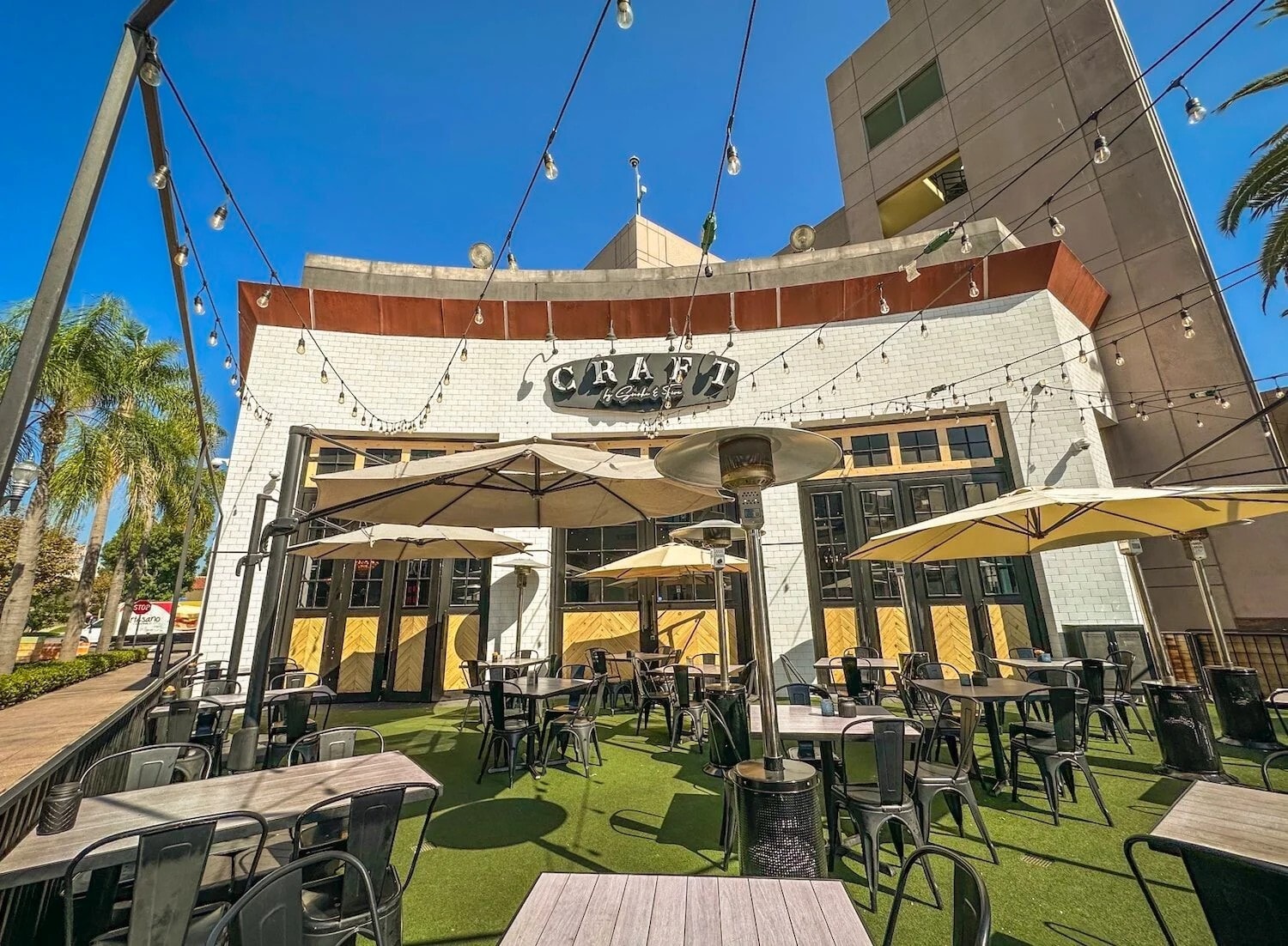 131-195 W Center Street Promenade, Anaheim, CA for lease Building Photo- Image 1 of 2