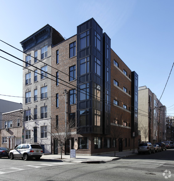 532 Monroe St, Hoboken, NJ for sale - Primary Photo - Image 1 of 5