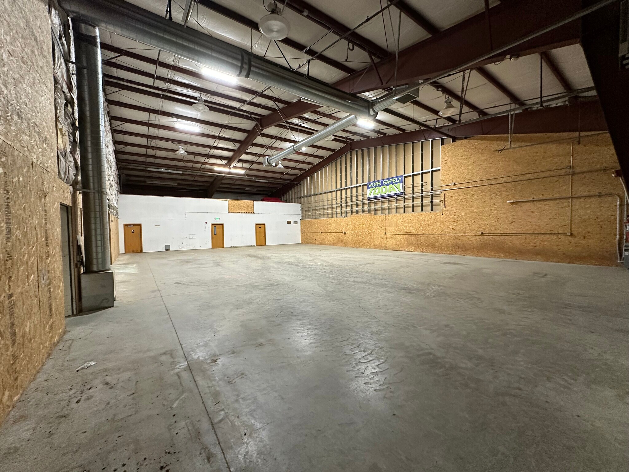 2007 S O St, Port Angeles, WA for lease Interior Photo- Image 1 of 19