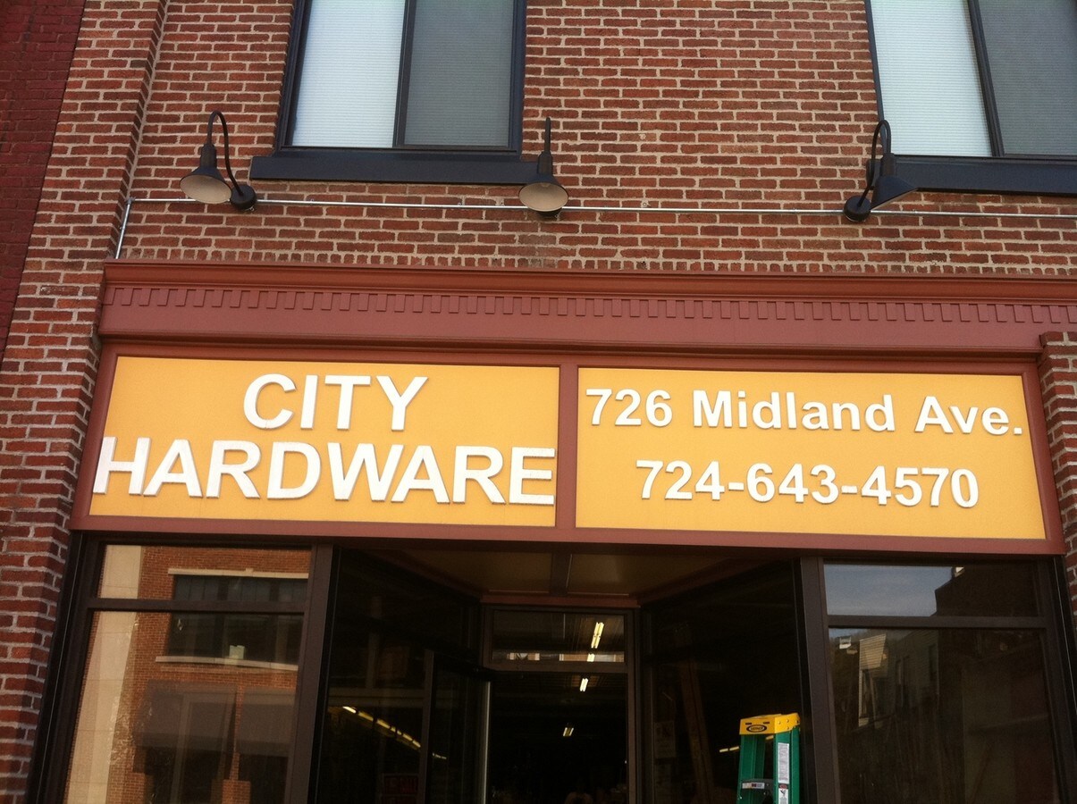 726 Midland Ave, Midland, PA 15059