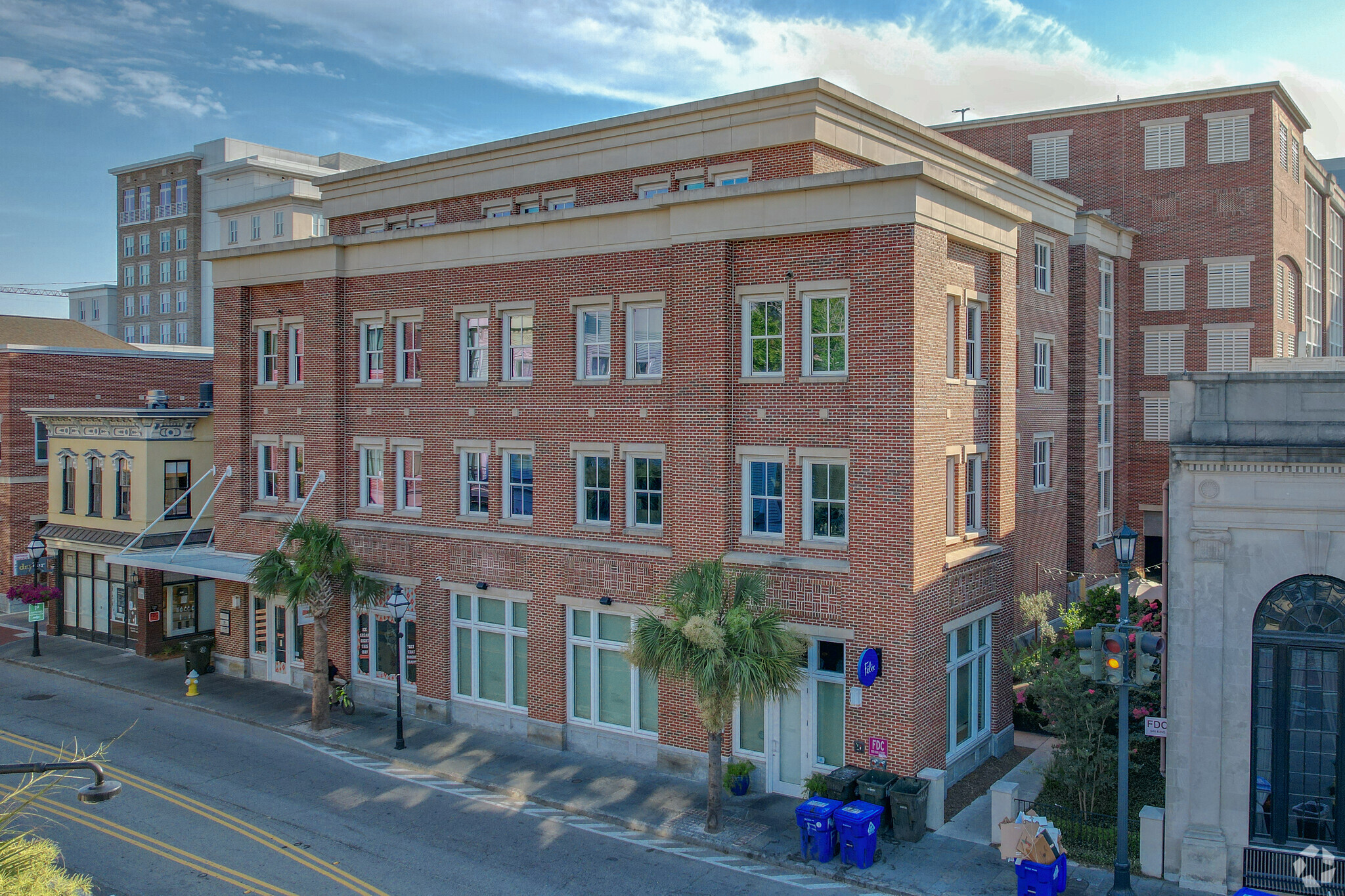 550 King St, Charleston, SC for lease Building Photo- Image 1 of 14