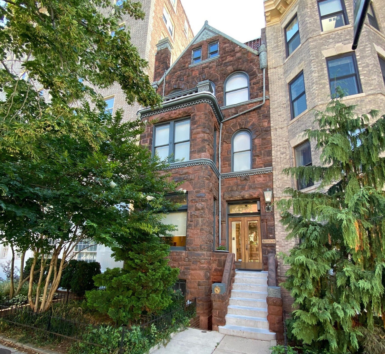 1735 20th St NW, Washington, DC for sale Building Photo- Image 1 of 1