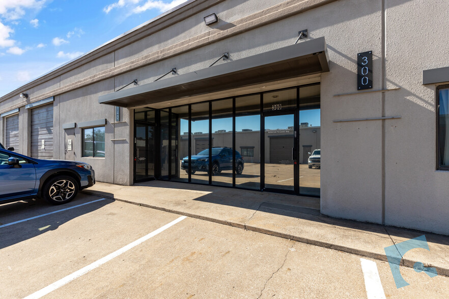 2870 Exchange Blvd, Southlake, TX for lease - Building Photo - Image 2 of 9