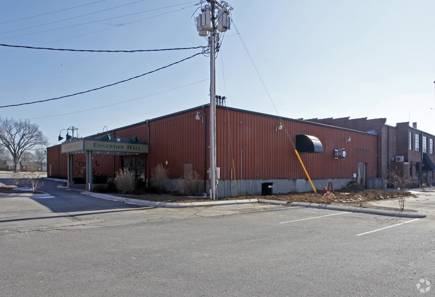 300 N Maple St, Lebanon, TN for sale - Building Photo - Image 2 of 2