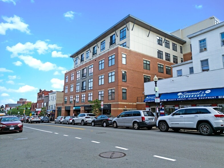 252 Meridian St, Boston, MA for sale - Building Photo - Image 3 of 6