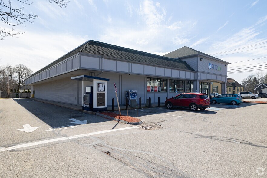 679 Central Ave, Dover, NH for sale - Primary Photo - Image 1 of 1