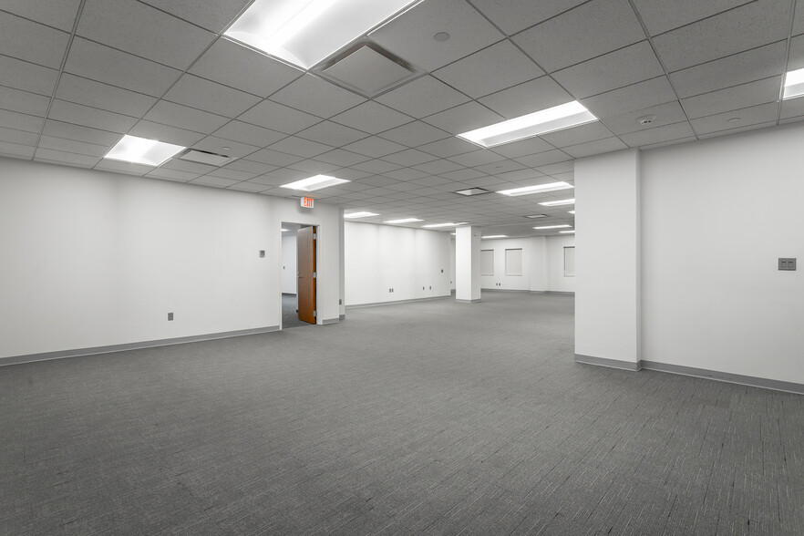 811 Broad St, Chattanooga, TN for lease - Interior Photo - Image 3 of 11