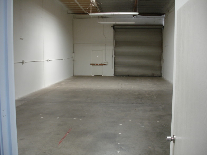 2141 E Philadelphia St, Ontario, CA for lease - Interior Photo - Image 3 of 6