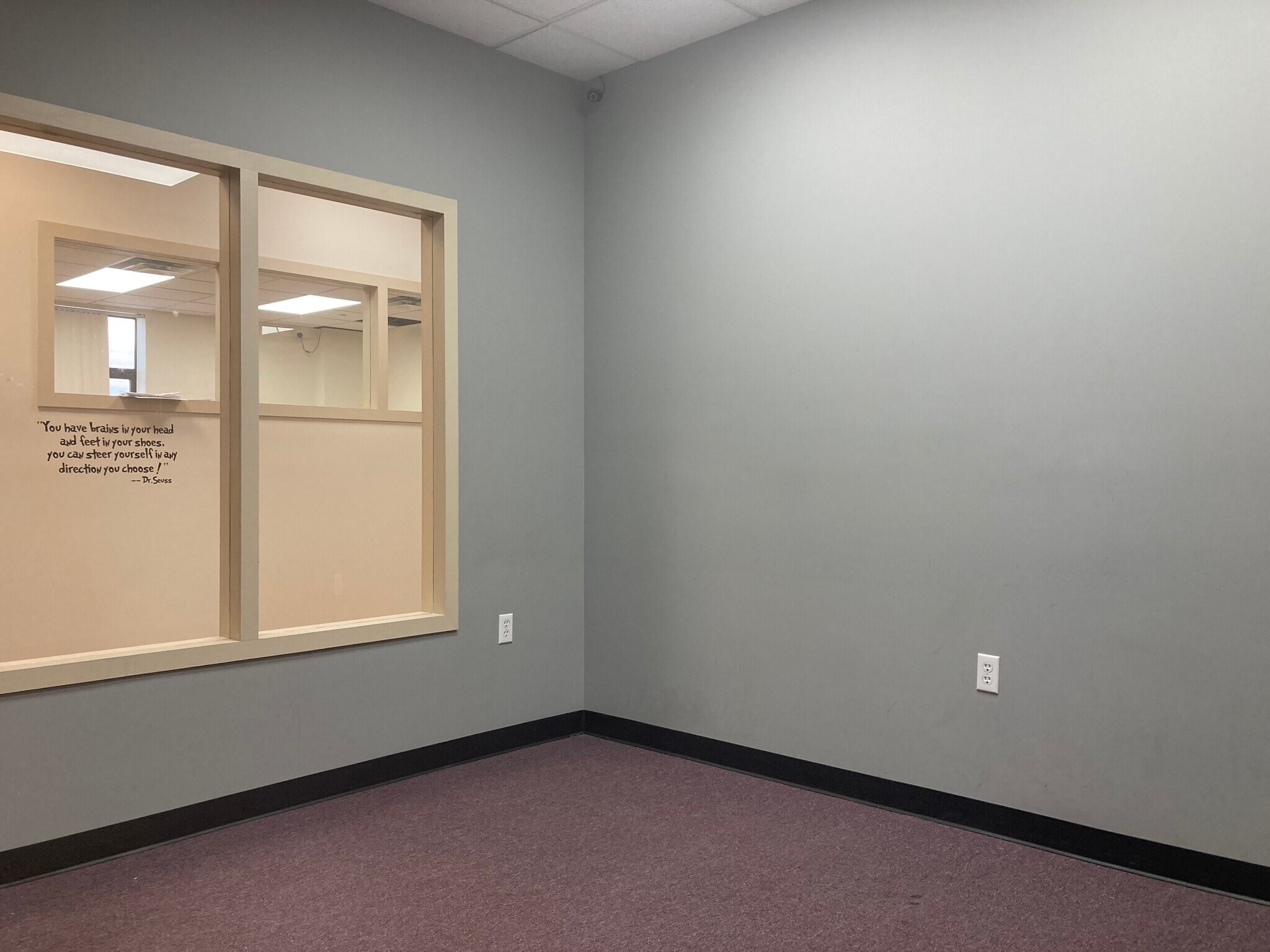33 28 Northern Blvd - 5o0k5c0