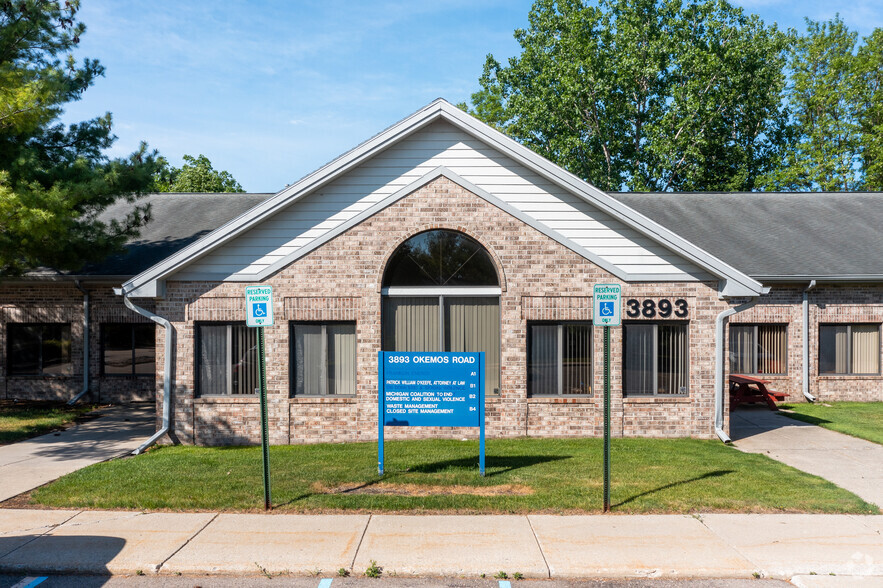 3893 Okemos Rd, Okemos, MI for lease - Primary Photo - Image 1 of 5