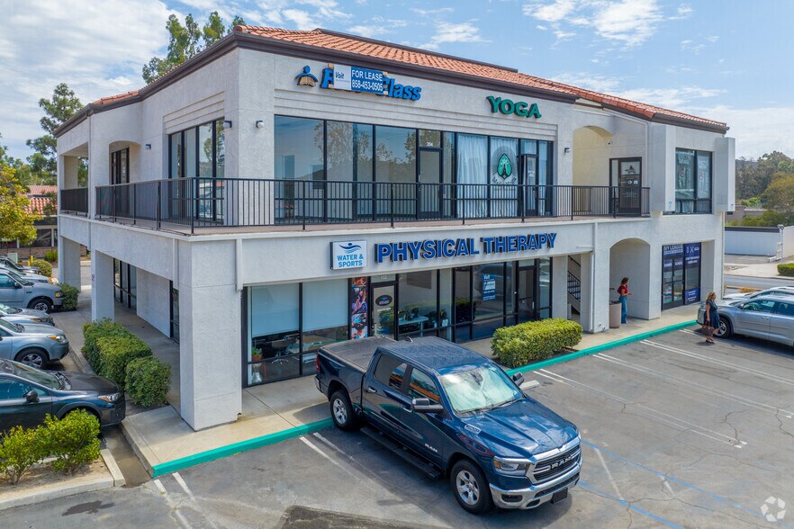 12202-12234 Poway Rd, Poway, CA for lease - Primary Photo - Image 2 of 4