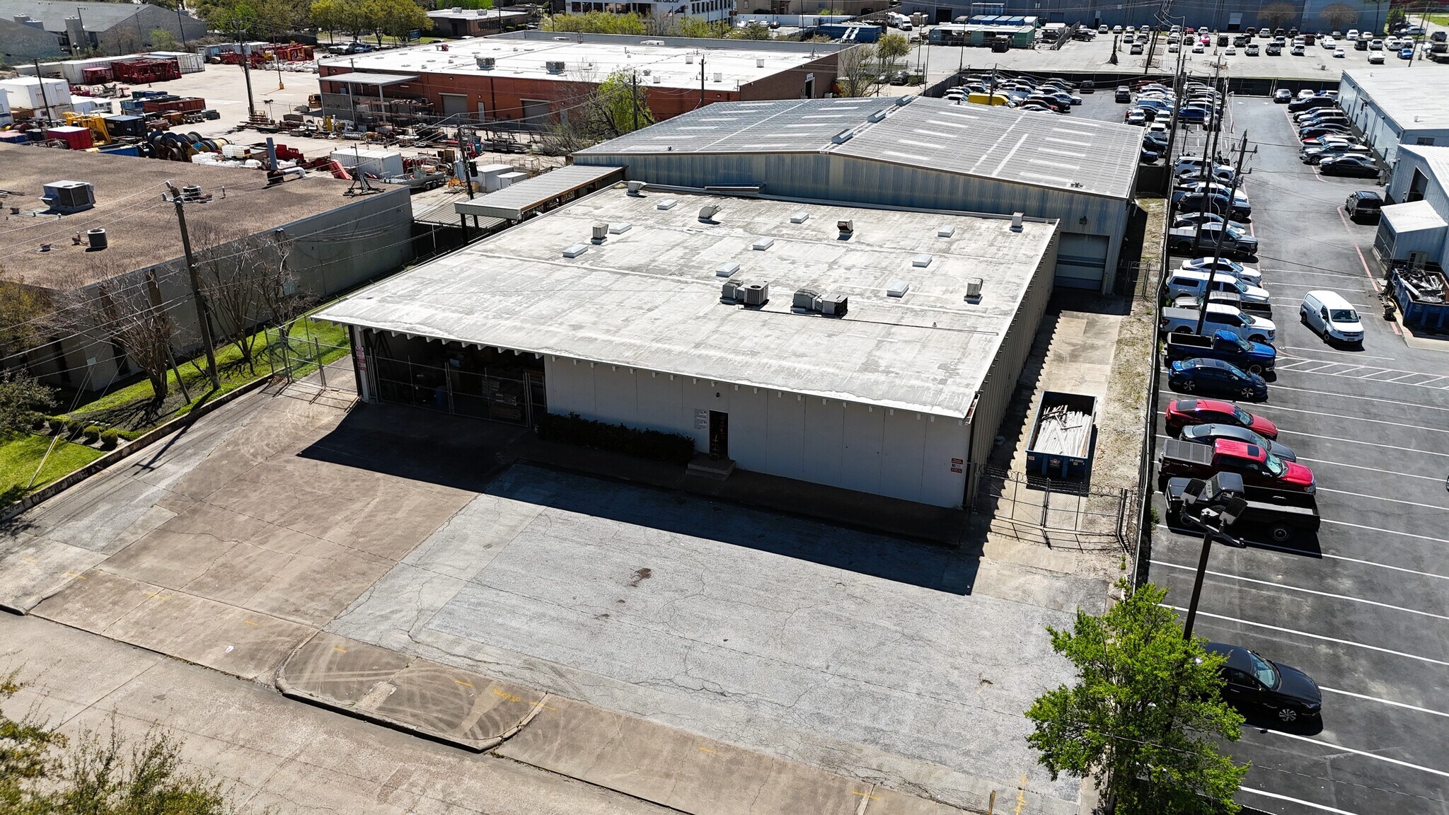 6040 Rookin St, Houston, TX for lease Building Photo- Image 1 of 3