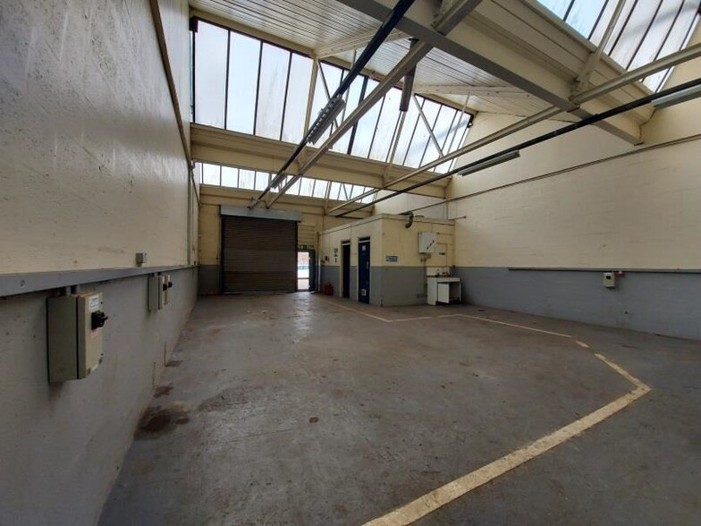 Old Church Rd, Coventry for lease - Interior Photo - Image 3 of 3