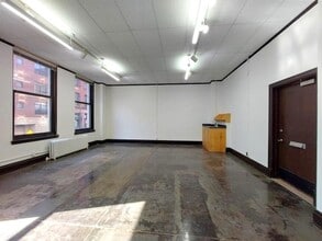 275 4th St E, Saint Paul, MN for lease Interior Photo- Image 1 of 5