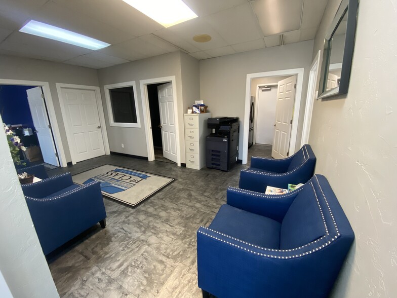 202 W Lakeway Rd, Gillette, WY for sale - Building Photo - Image 3 of 13