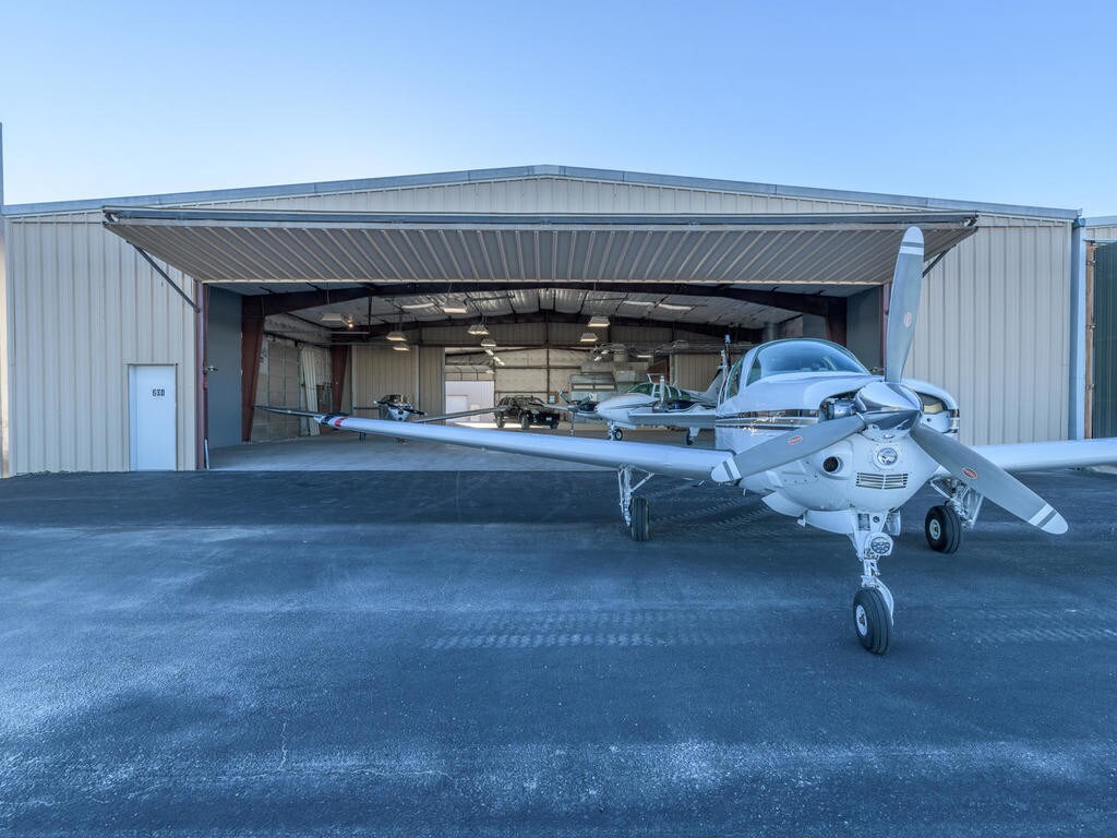 204 Flightline Rd, Lago Vista, TX for sale Building Photo- Image 1 of 1