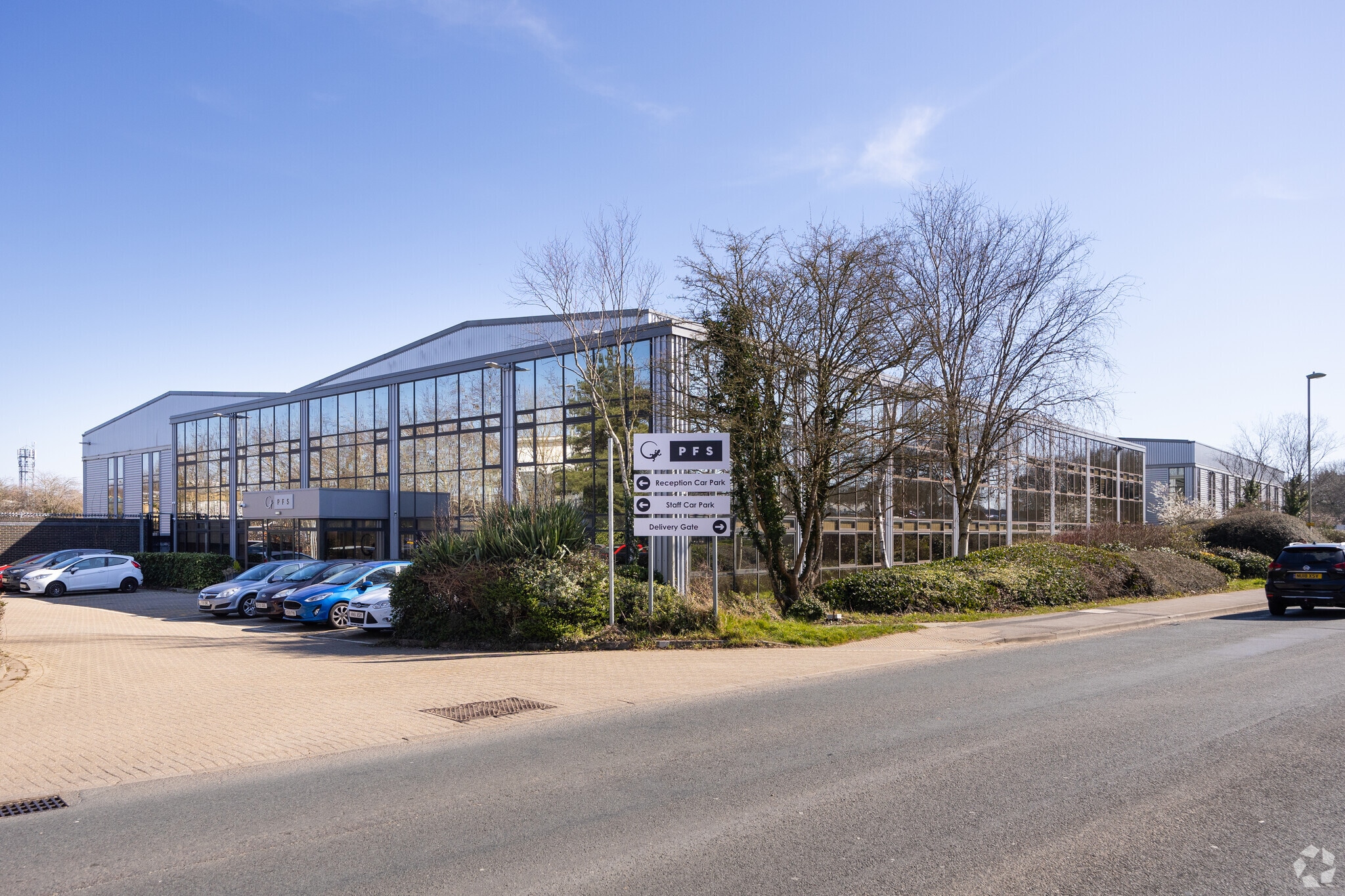 11 Barnes Wallis Rd, Fareham for sale Primary Photo- Image 1 of 1