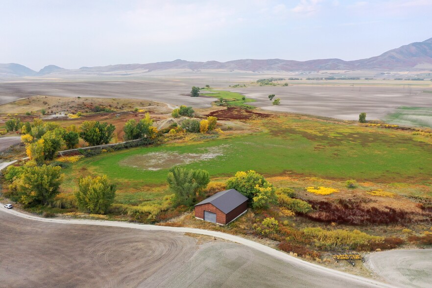 10200 North 5800 West, Trenton, UT for sale - Primary Photo - Image 1 of 5