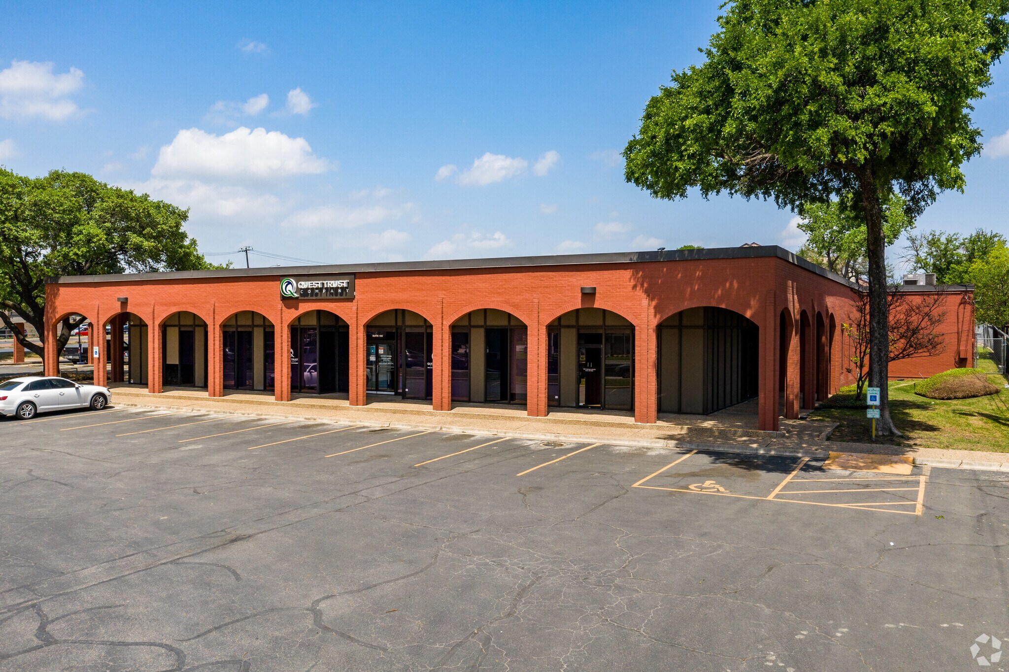 100 E Anderson Ln, Austin, TX for lease Building Photo- Image 1 of 11