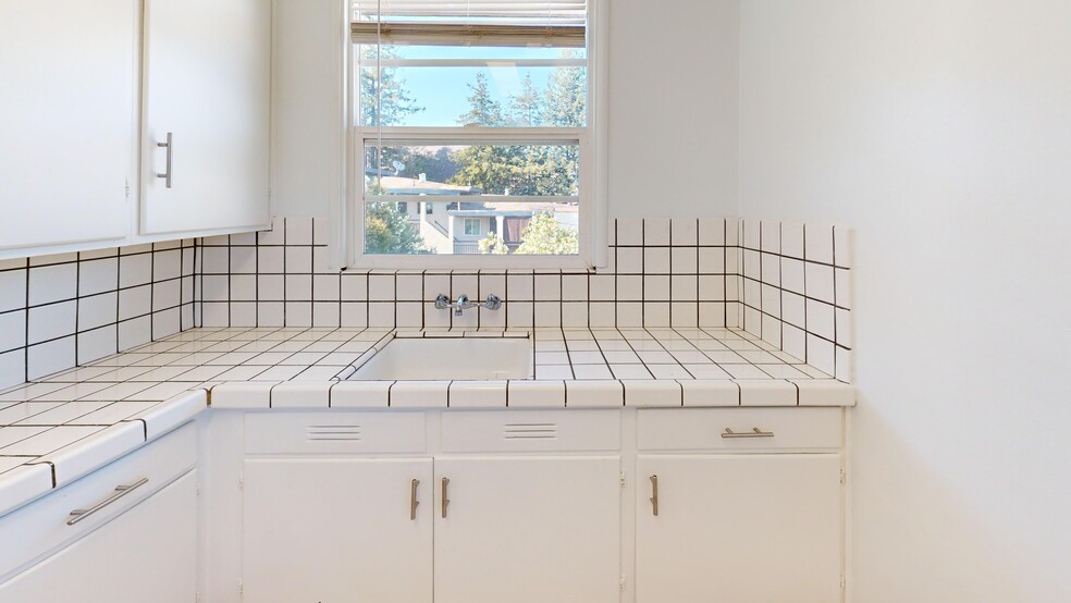 1315 Lincoln Ave, San Rafael, CA for sale - Building Photo - Image 2 of 9