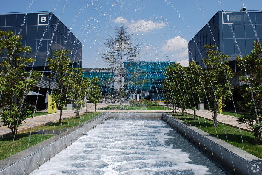 Avenida Castilla, 2, San Fernando de Henares, Madrid for lease - Building Photo - Image 2 of 11