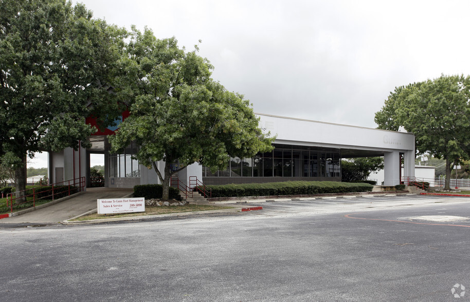 12540 N Interstate 35, Live Oak, TX for sale - Primary Photo - Image 1 of 7