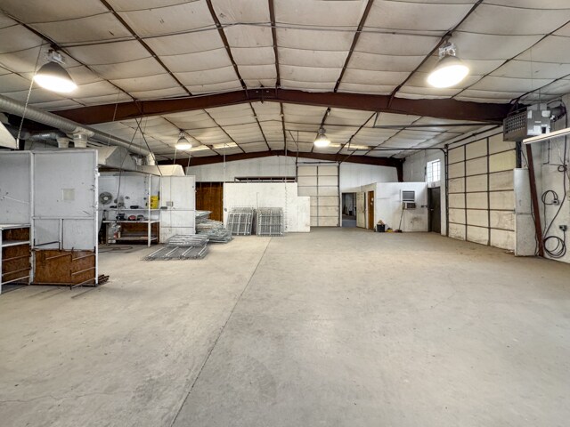 100 Holiday Ln, Tonkawa, OK for lease - Building Photo - Image 2 of 19