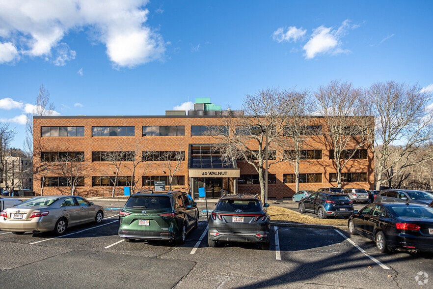 40 Walnut St, Wellesley, MA for lease - Building Photo - Image 3 of 5