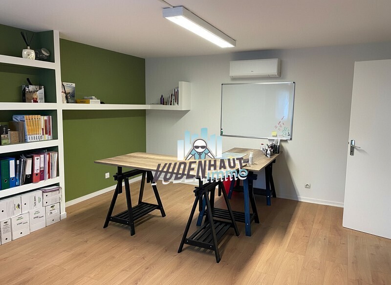 Flex in Muret for lease Interior Photo- Image 1 of 10